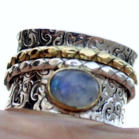 Sleek 925 Sterling Silver Chevron Ring